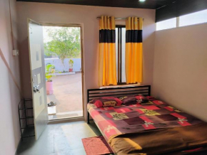 Jay Jinendra Home Stay Malvan